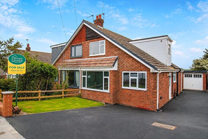 4 Bedroom Semi Detached Bungalow For Sale In Woollin Crescent, Tingley, Wakefield, WF3