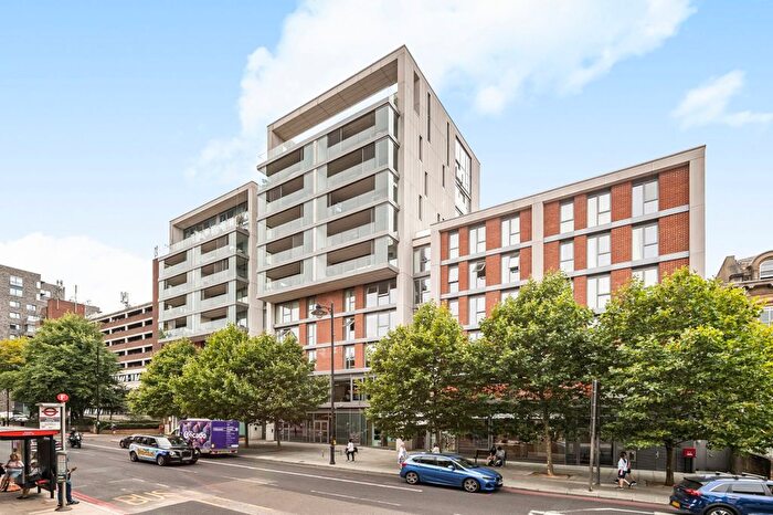 2 Bedroom Flat To Rent In Upper Richmond Road, Putney Hill, SW15