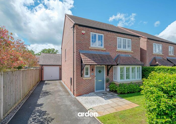4 Bedroom Detached House For Sale In Acer Drive, Tidbury Green, B90