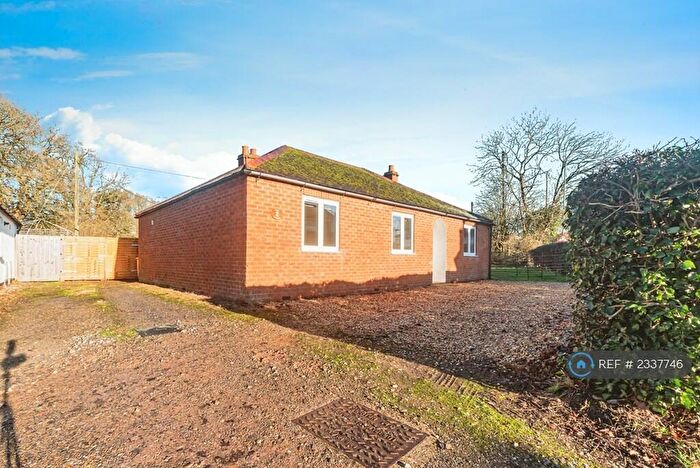 3 Bedroom Bungalow To Rent In Creek Bungalow, Thatcham, RG18