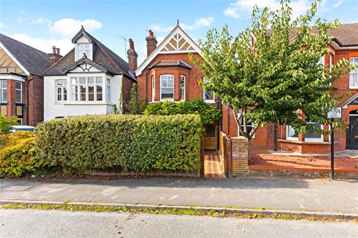 5 Bedroom Detached House For Sale In Ridgmont Road, St. Albans, Hertfordshire, AL1