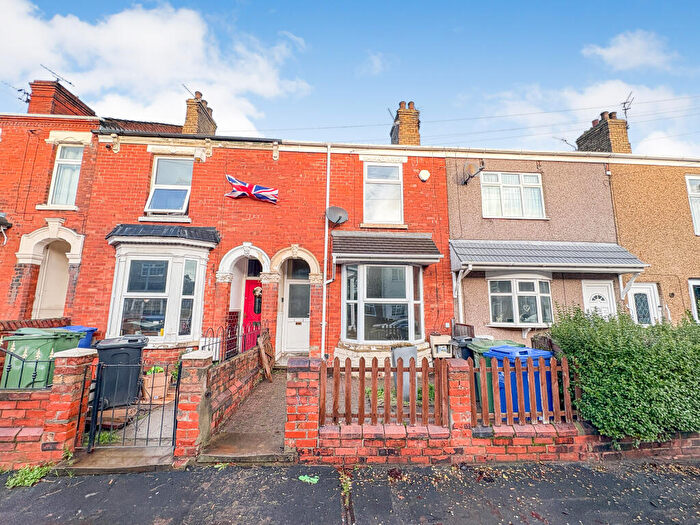 3 Bedroom Terraced House For Sale In Granville Street, Grimsby, DN32