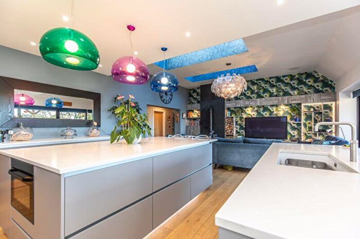 6 Bedroom Detached House For Sale In Keymer Road, Burgess Hill, RH15