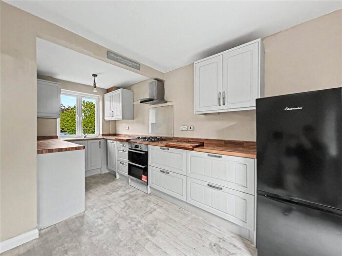 3 Bedroom Terraced House For Sale In Cranbrook Close, Gillingham, Kent, ME8
