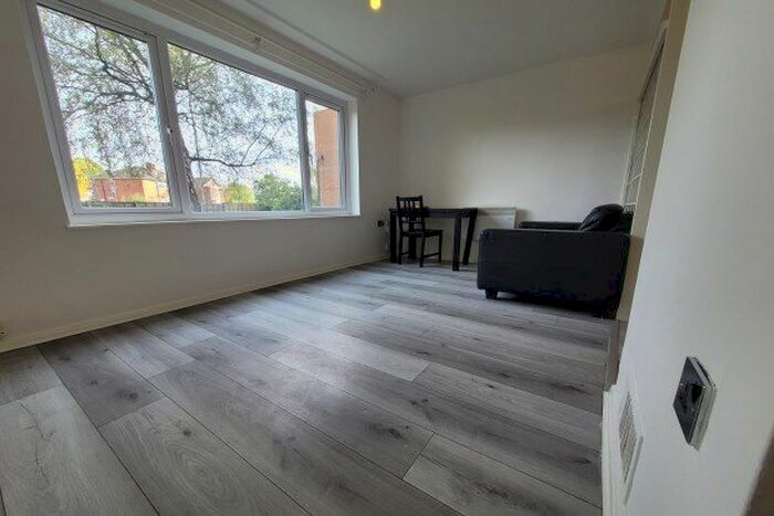 1 Bedroom Flat To Rent In Pembroke Court, Manchester, M27