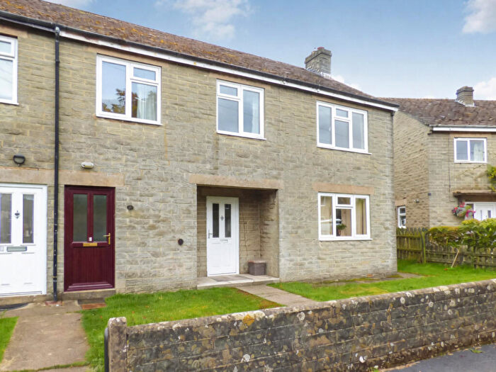 2 Bedroom Apartment To Rent In Holmbrae Crescent, Leyburn, DL8