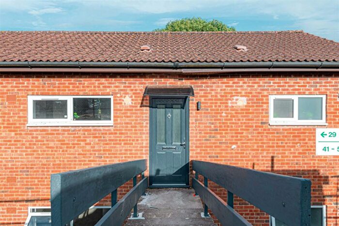 1 Bedroom Flat To Rent In Longland Way, High Wycombe, HP12