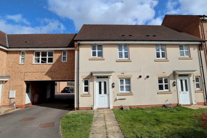 3 Bedroom Semi-Detached House To Rent In Deansleigh, Lincoln, LN1