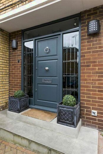 5 Bedroom Detached House To Rent In Meadowbank, London, NW3