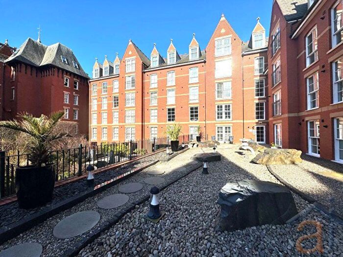 2 Bedroom Apartment For Sale In Marine Gate, The Promenade, Southport, PR9