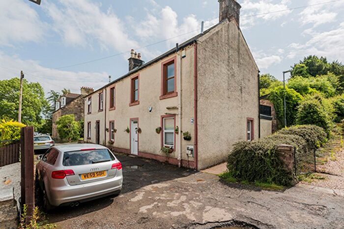 2 Bedroom Flat For Sale In / George Street, Howwood, PA9