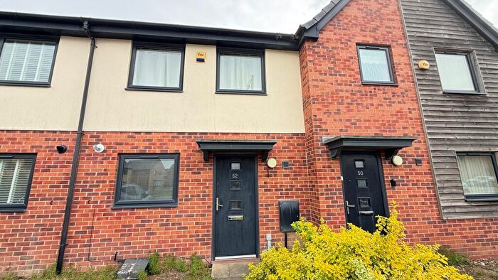 2 Bedroom Terraced House To Rent In School Street, Thurnscoe, Rotherham, S63
