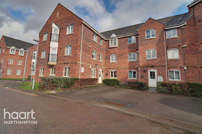 2 Bedroom Apartment To Rent In Henry Bird Way, Northampton, NN4
