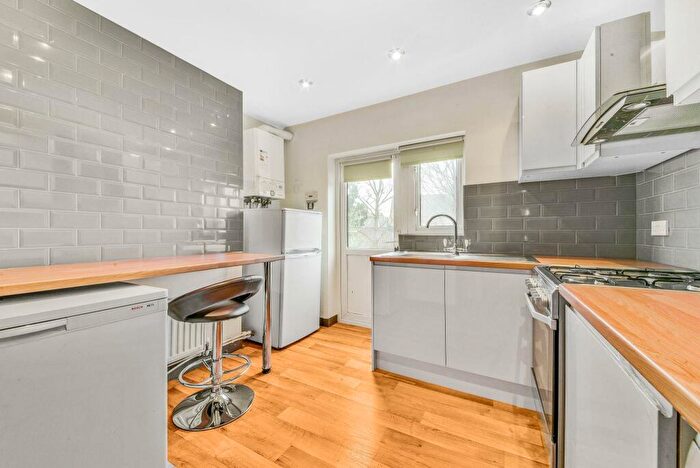 1 Bedroom Flat To Rent In Heathfield Road, Croydon, CR0