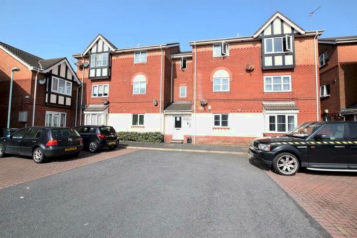2 Bedroom Ground Flat To Rent In Hampstead Mews, Blackpool, FY1