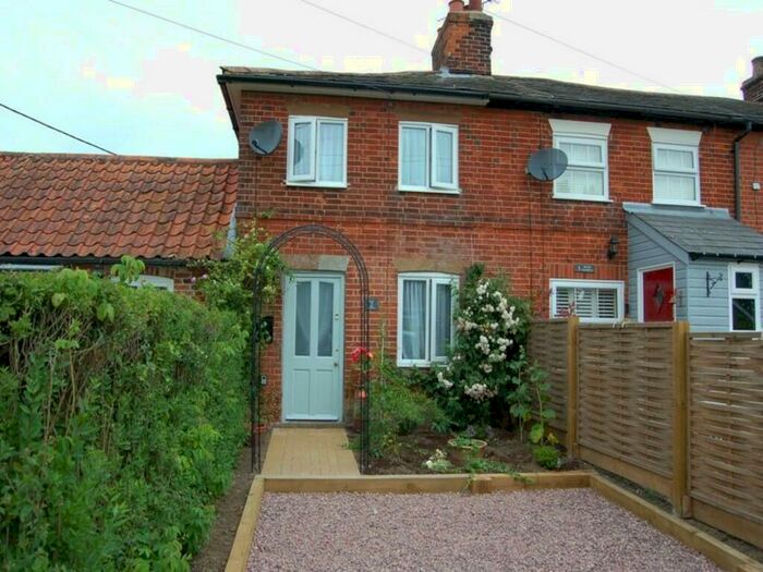 2 Bedroom Terraced House For Sale In Seven Gardens, Burgh, IP13