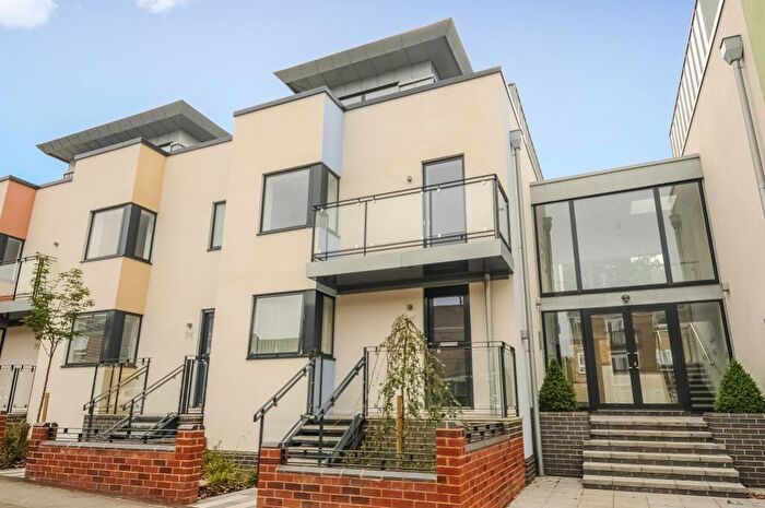 1 Bedroom Apartment To Rent In Grantham House, Oxford, OX2