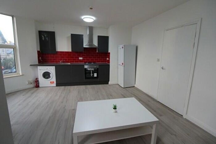 1 Bedroom Flat To Rent In Connaught Road Cardiff, CF24