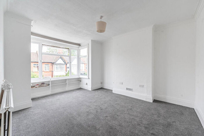 4 Bedroom Maisonette To Rent In Butler Road, Harrow, HA1