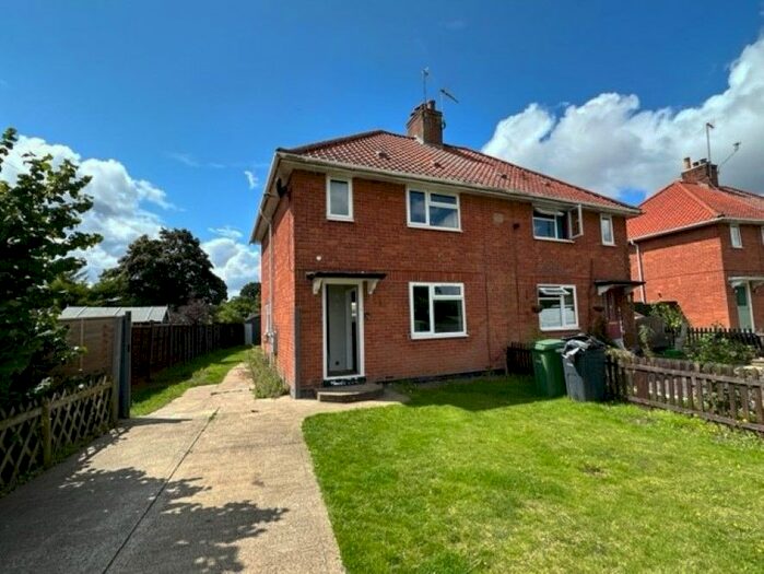 3 Bedroom Semi-Detached House For Sale In Hollow Hill Road, Ditchingham, Bungay, Norfolk, NR35