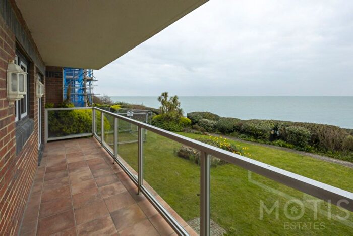 2 Bedroom Flat To Rent In Radnor Cliff, Folkestone, CT20