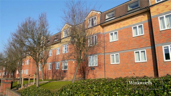 Studio To Rent In Park Road, New Barnet, EN4