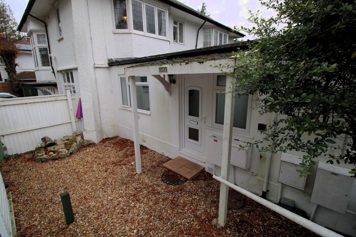 1 Bedroom Flat To Rent In Nelson Road, Poole, BH12