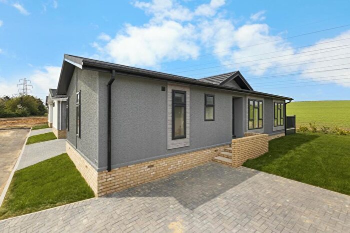 2 Bedroom Park Home For Sale In Walton Hall Farm Waltons Hall Road, Linford, Stanford-le-Hope, SS17