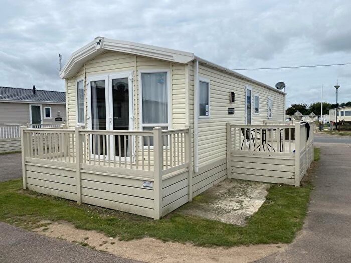 2 Bedroom Park Home For Sale In Suffolk Sands Carr Road, Felixstowe, IP11
