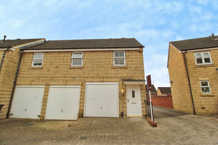 2 Bedroom Flat For Sale In Gable Close, Swindon, SN25