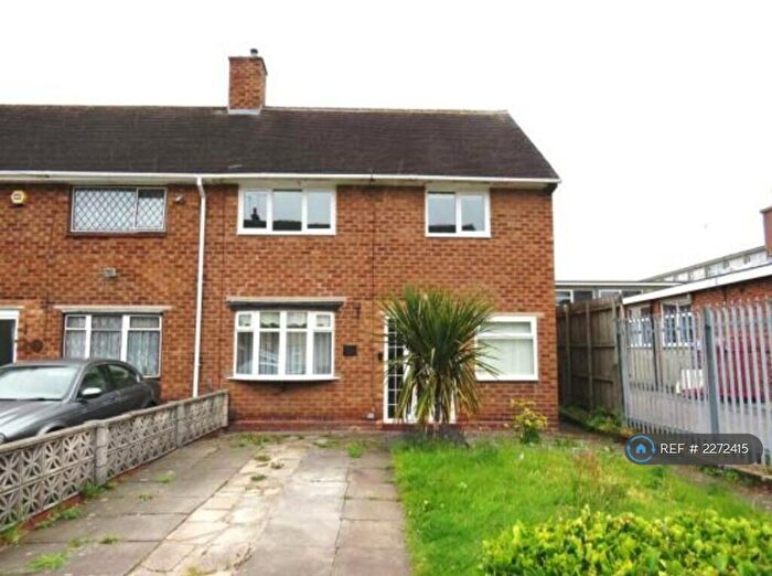 3 Bedroom Terraced House To Rent In Popes Lane, Kings Norton, Birmingham, B38