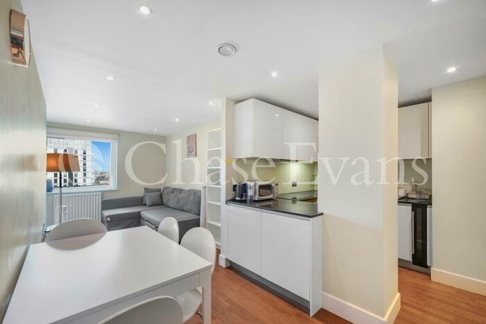 1 Bedroom Flat To Rent In Whitechapel High Street, Aldgate, London, E1