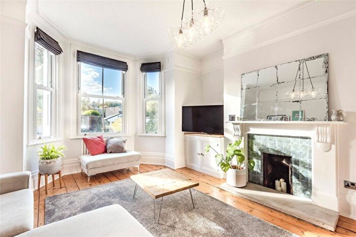 1 Bedroom Flat For Sale In Epsom Road, Guildford, Surrey, GU1