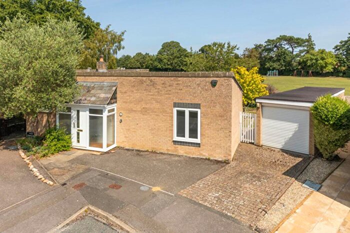 3 Bedroom Detached Bungalow To Rent In Foxton Close, North Oxford, OX2