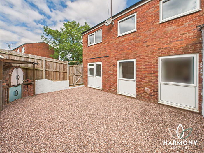 3 Bedroom End Of Terrace House To Rent In Martley Close, Redditch, B98