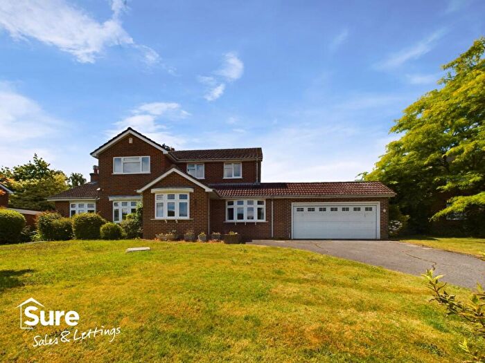 4 Bedroom Detached House To Rent In Silverthorn Drive, Hemel Hempstead, Hertfordshire, HP3