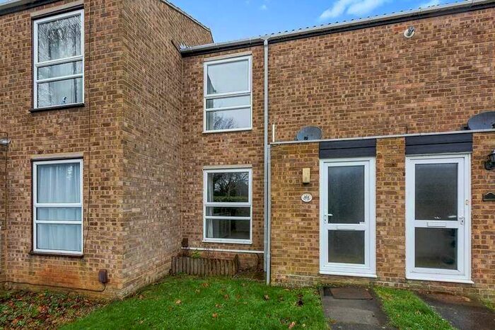 2 Bedroom Leisure Facility Commercial To Rent In Caling Croft, New Ash Green, Longfield, Kent, DA3