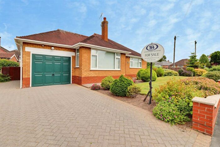 3 Bedroom Bungalow For Sale In West Way, Sandbach, CW11