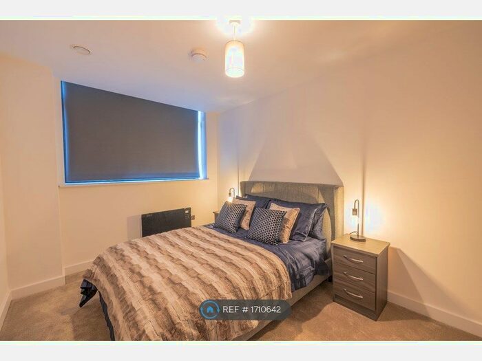 1 Bedroom Flat To Rent In Priory House, Birmingham, B5