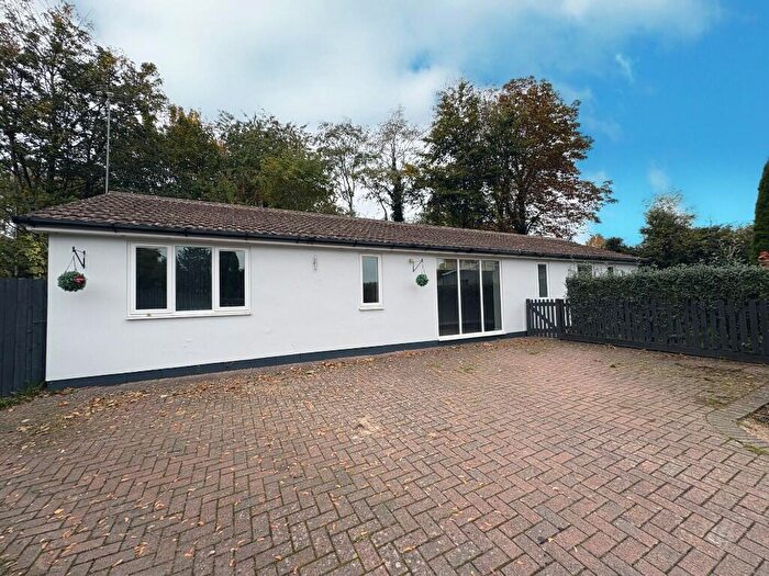 3 Bedroom Detached Bungalow For Sale In Summer Cottage Well Lane Welton, NN11