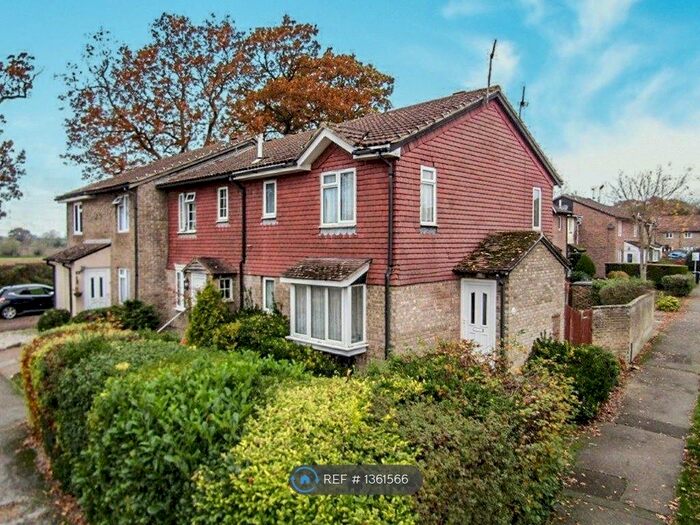 1 Bedroom End Of Terrace House To Rent In Springwood Dr, Ashford, Kent, TN23