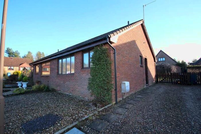 2 Bedroom Semi-Detached Bungalow To Rent In Kirkfield View, Livingston, EH54