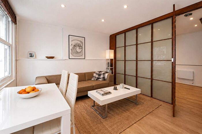 1 Bedroom Flat To Rent In Buckland Crescent, , Belsize Park, NW3