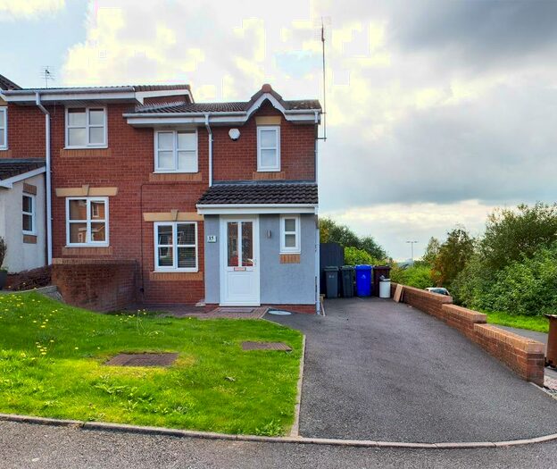 3 Bedroom Semi-Detached House To Rent In Beaufighter Grove, Tunstall, Stoke-on-Trent, ST6