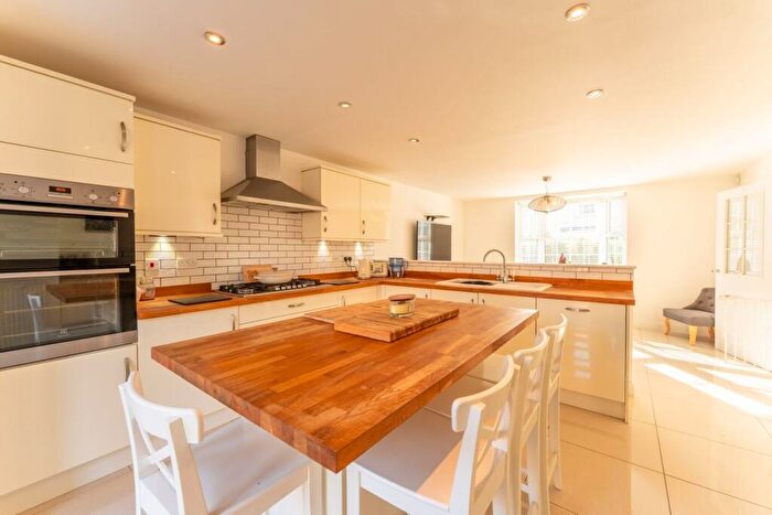 6 Bedroom Detached House For Sale In Jasper Tudor Crescent, Llanfoist, Abergavenny, NP7