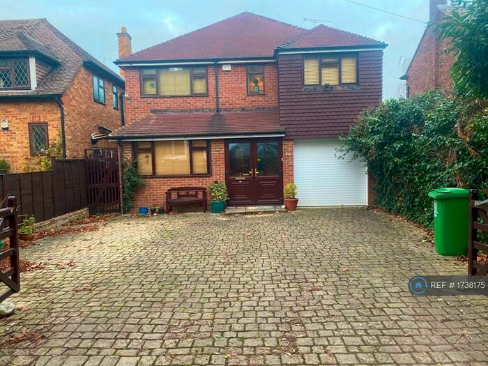 4 Bedroom Detached House To Rent In Upton Park, Slough, SL1
