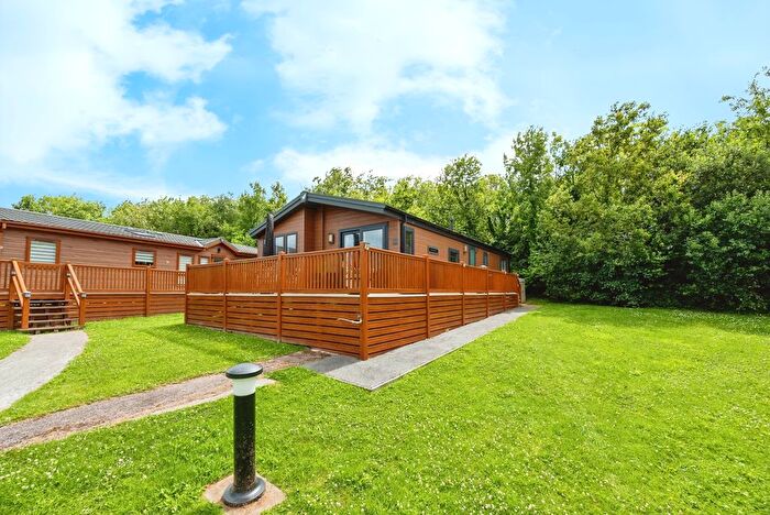 3 Bedroom Semi-Detached House For Sale In The Glades, Wadebridge, Cornwall, PL27