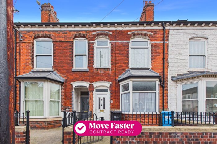 2 Bedroom Terraced House For Sale In Plane Street, Hull, HU3