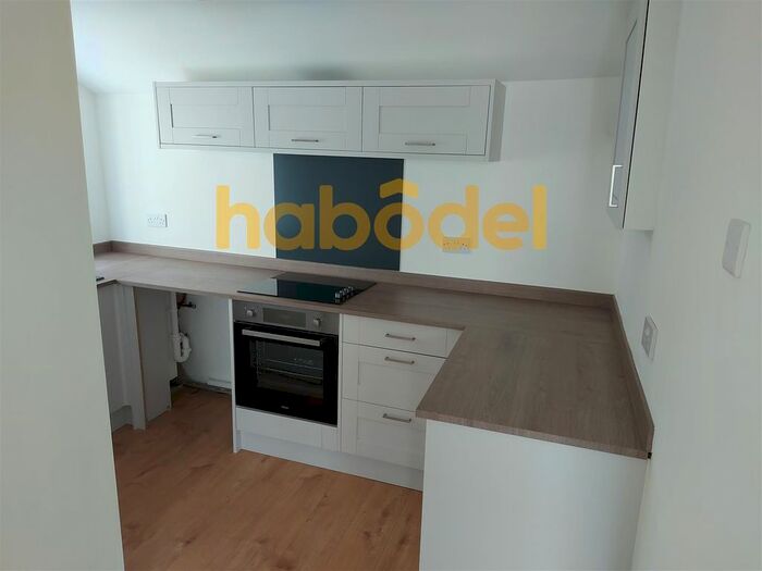 2 Bedroom Terraced House To Rent In Whitehead Lane, Huddersfield, HD4