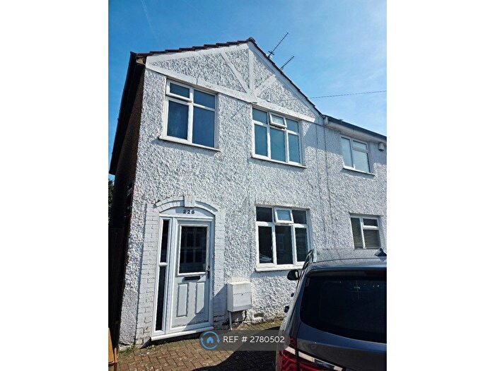 3 Bedroom End Terrace House To Rent In Brook St, Erith, DA8